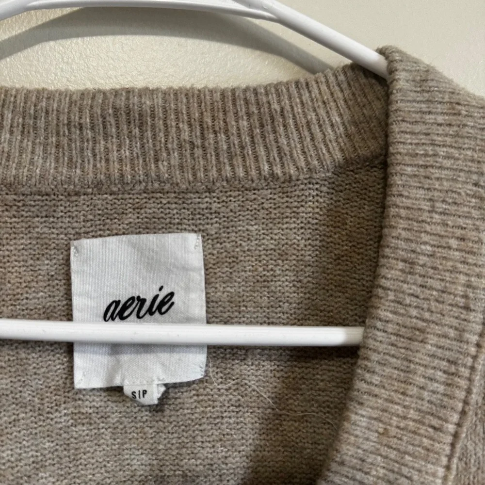Aerie Women's Tan Brown V-Neck Oversized Knit Pullover Sweater Size S/P